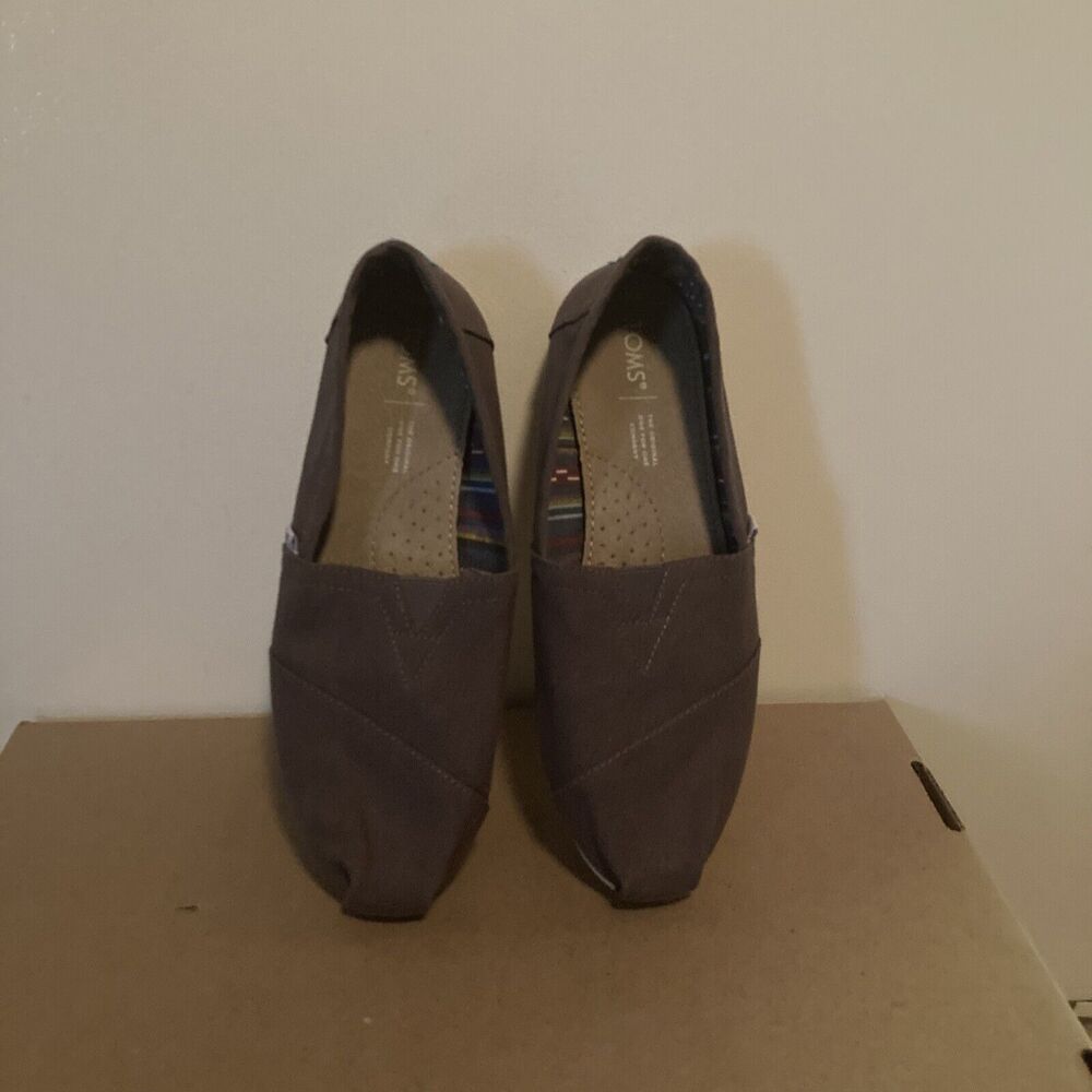 New W/O Box Toms Women's Dusty Purple Shoes Size 8.5 Slip On